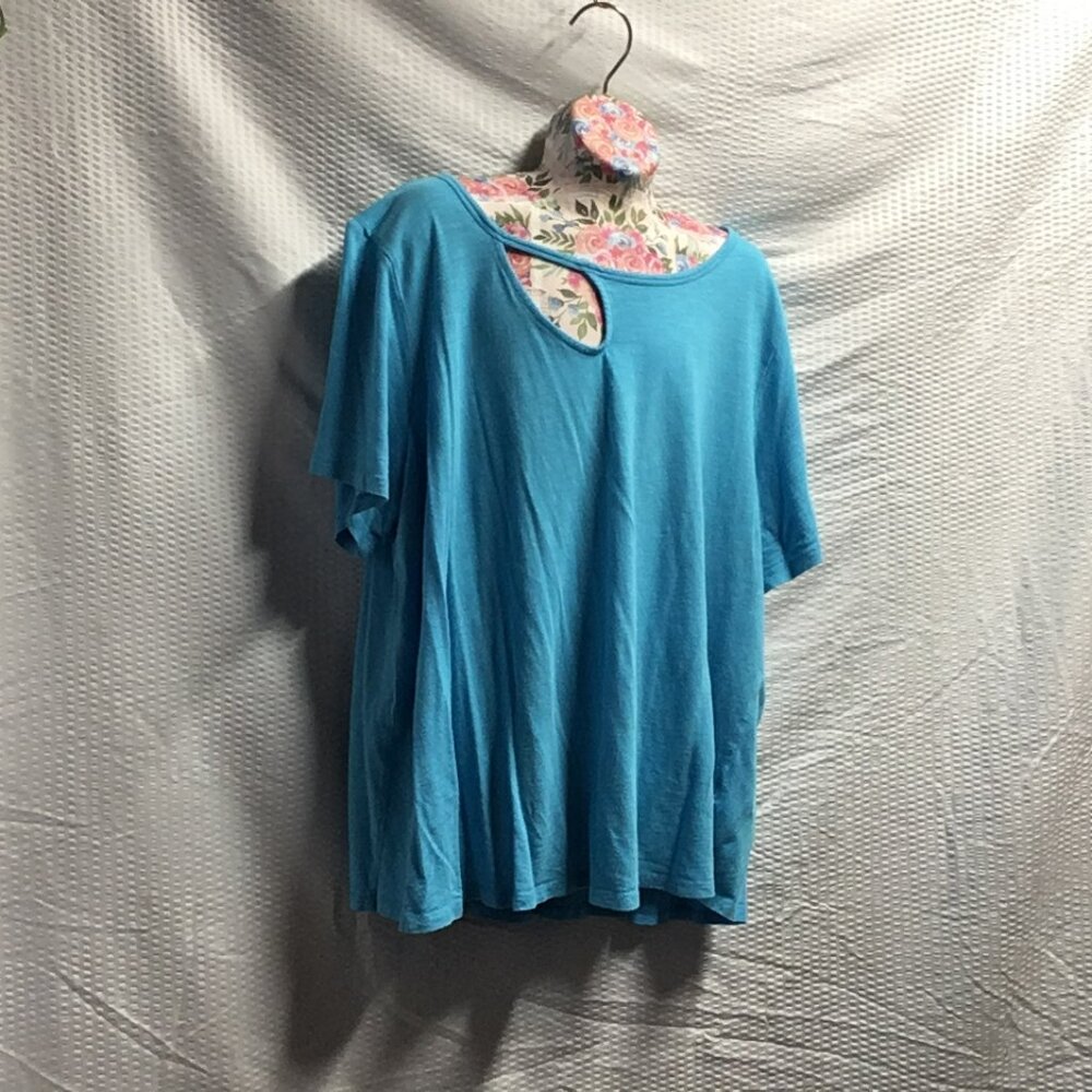 Cato Blue Asymmetrical Cut-Out Top – Women’s Size 18/20W (Plus Size)
